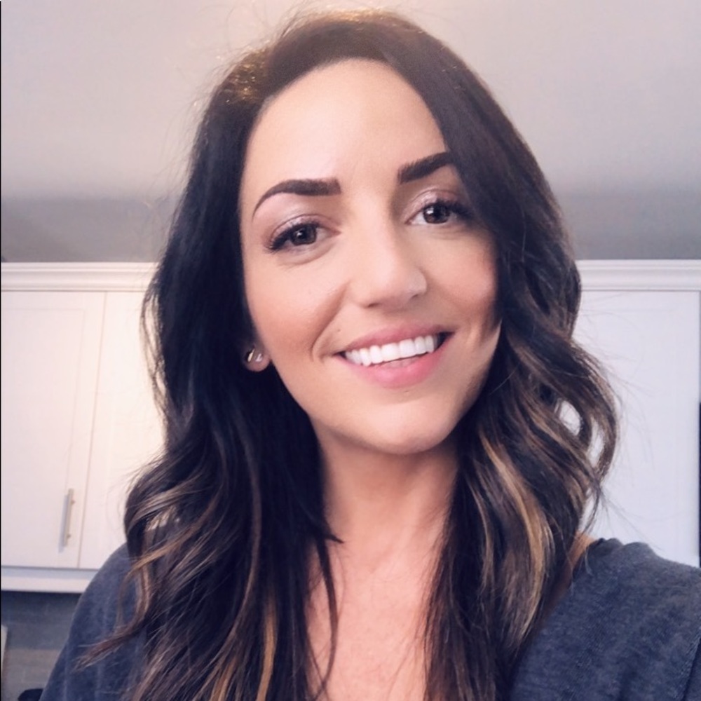 Meet your Posher, Jennifer
